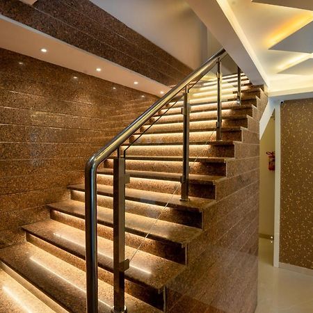 Hotel Empire - Near Mumbai International Airport Εξωτερικό φωτογραφία